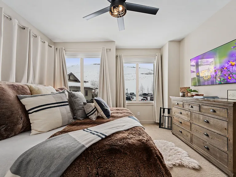 107 Base Camp Cir — Photo 39
