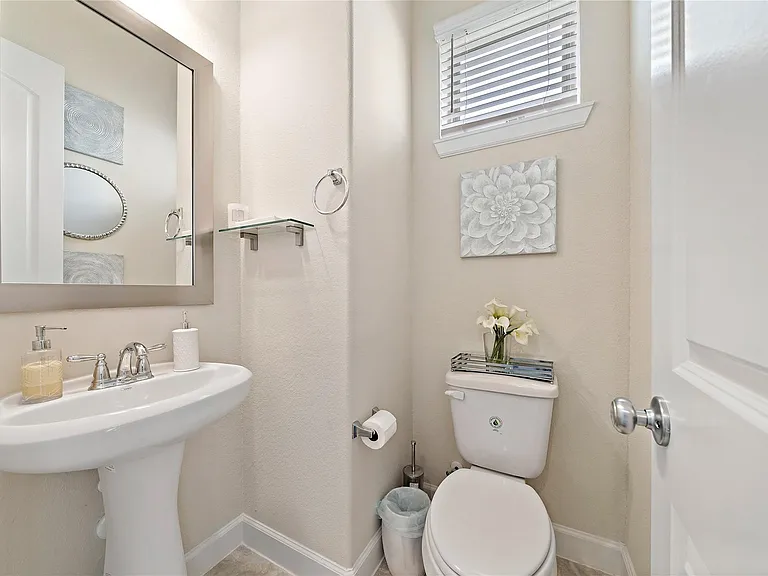 2009 Royal Landing Dr — Photo 18