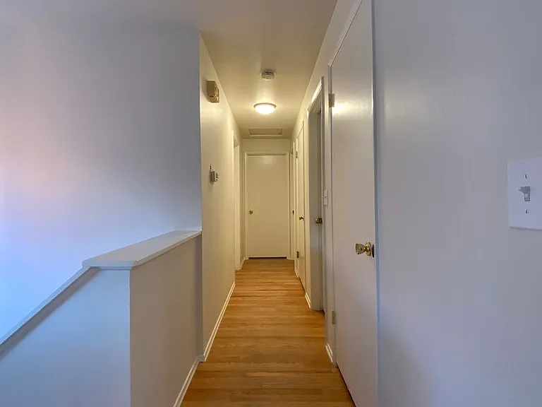 1628 202nd Pl SW — Photo 8