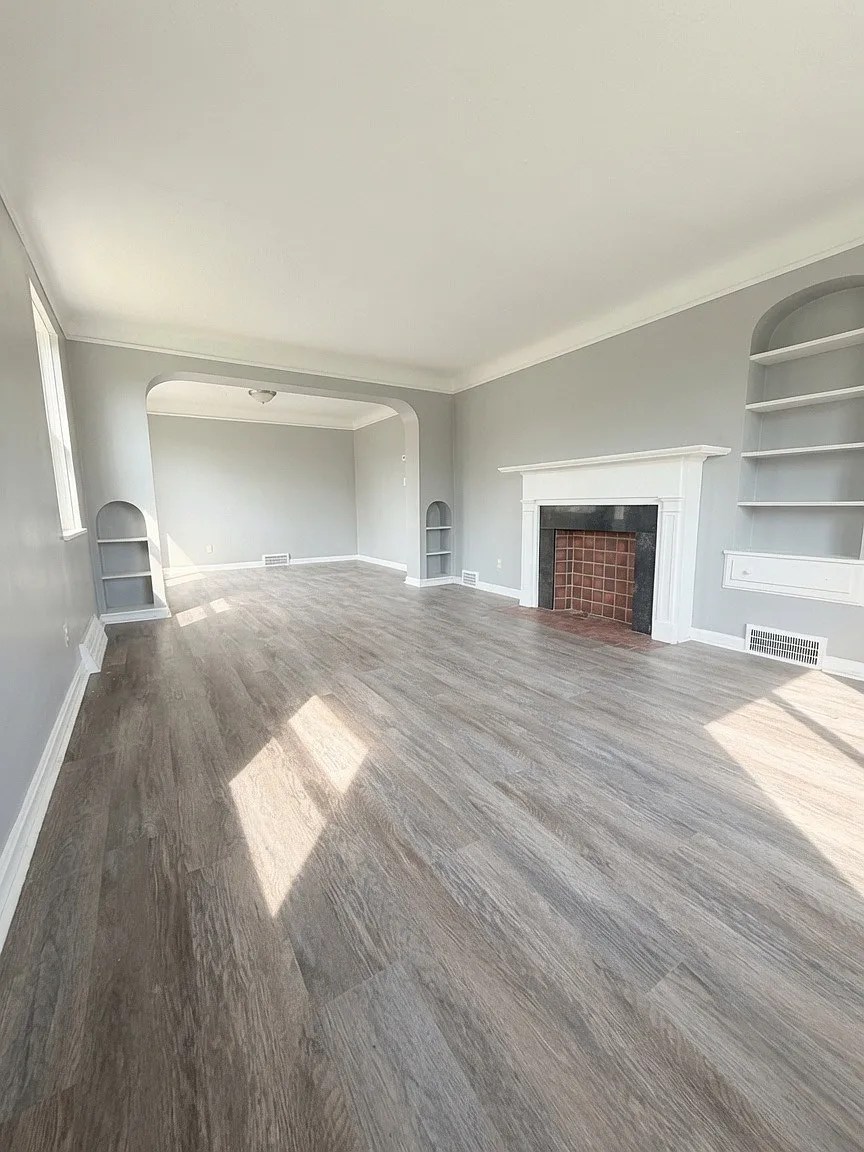 3596 Warren Road #UP — Photo 2