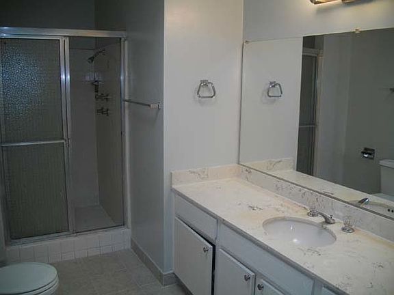 3rd image of 1517 S Sherbourne Dr
