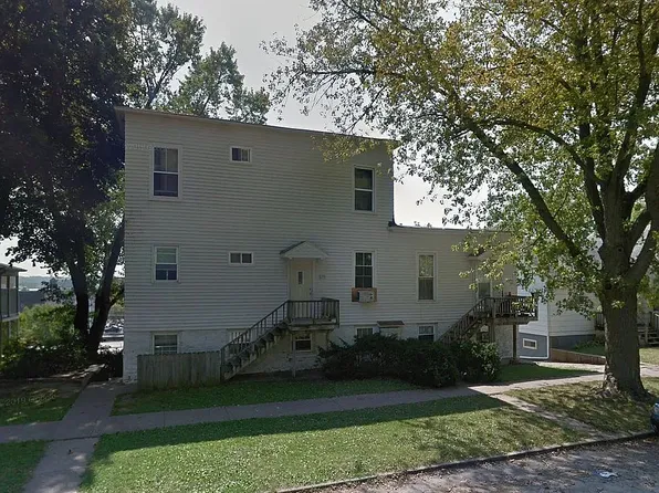 511 W 6th St #1, Davenport, IA 52803