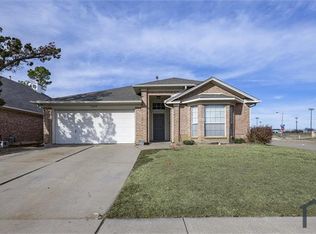 5200 Vista Verde Dr, Arlington, TX 76017