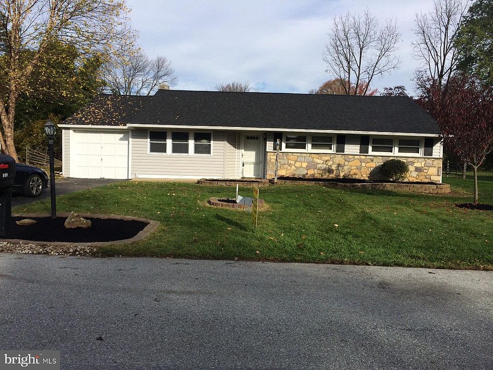 1st image of 509 Winding Way