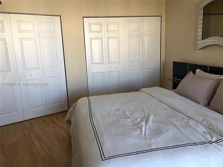 1000 Island Blvd #CU-2308 — Photo 13