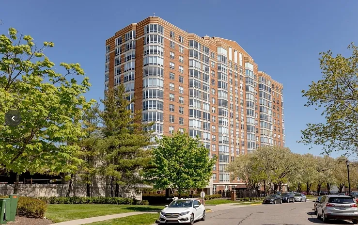 250 E Harbortown Dr #1108