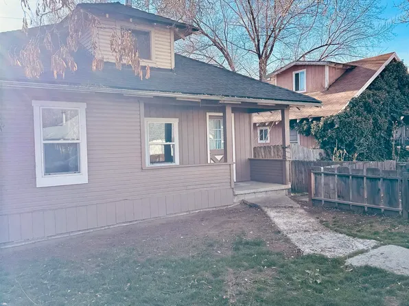 14 Upland St, Susanville, CA 96130