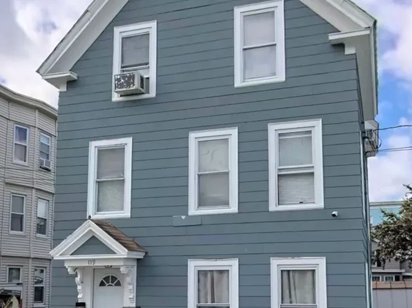 119 Andover St Floor 2, Lawrence, MA 01843