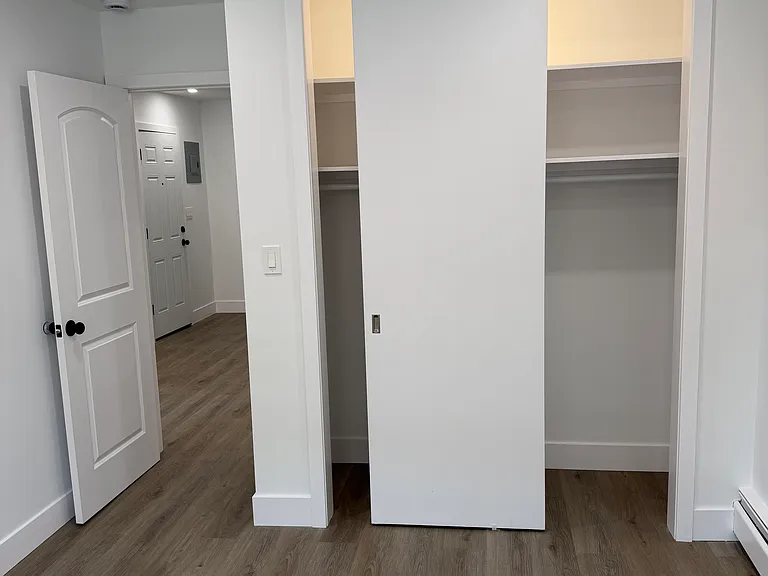 4202 Oneida Ave — Photo 5