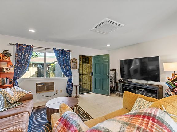 5th image of 715 S Webster Ave APT 30
