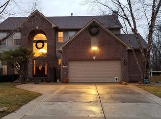 8650 Woodbluff Ct, Indianapolis, IN