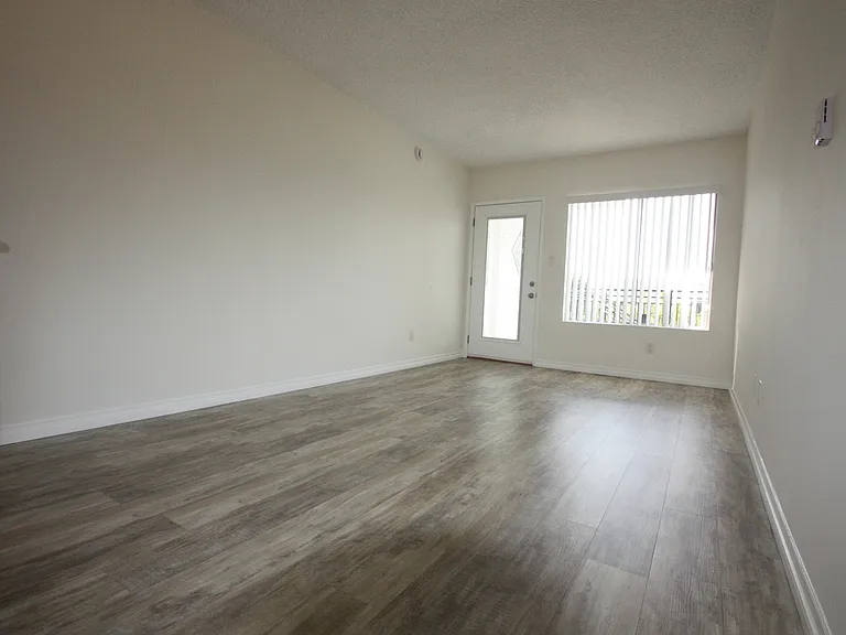 5011 Sawtelle Blvd #6 — Photo 9