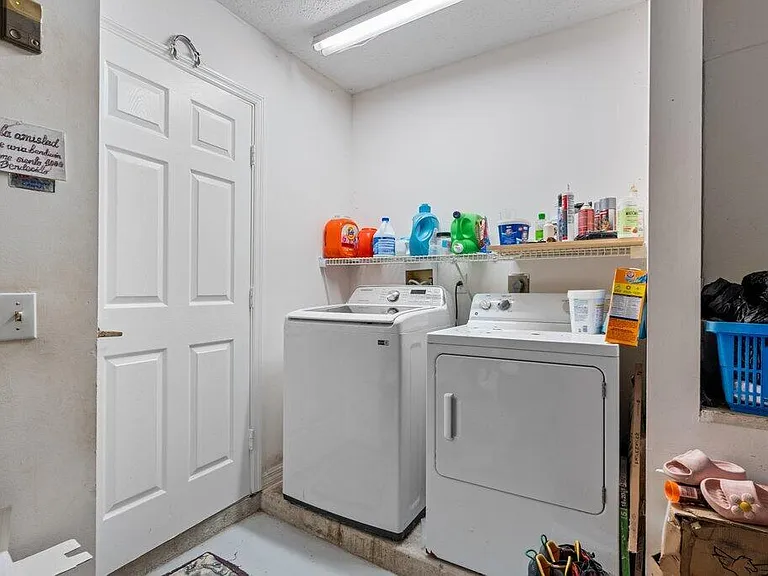 434 SW Jeanne Ave — Photo 29