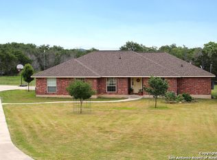 150 Moss Rose, Bandera, TX 78003