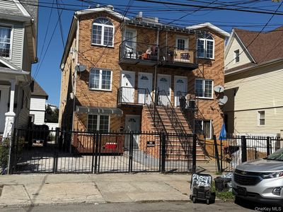 107-07 95th ave, Jamaica, NY, 11416