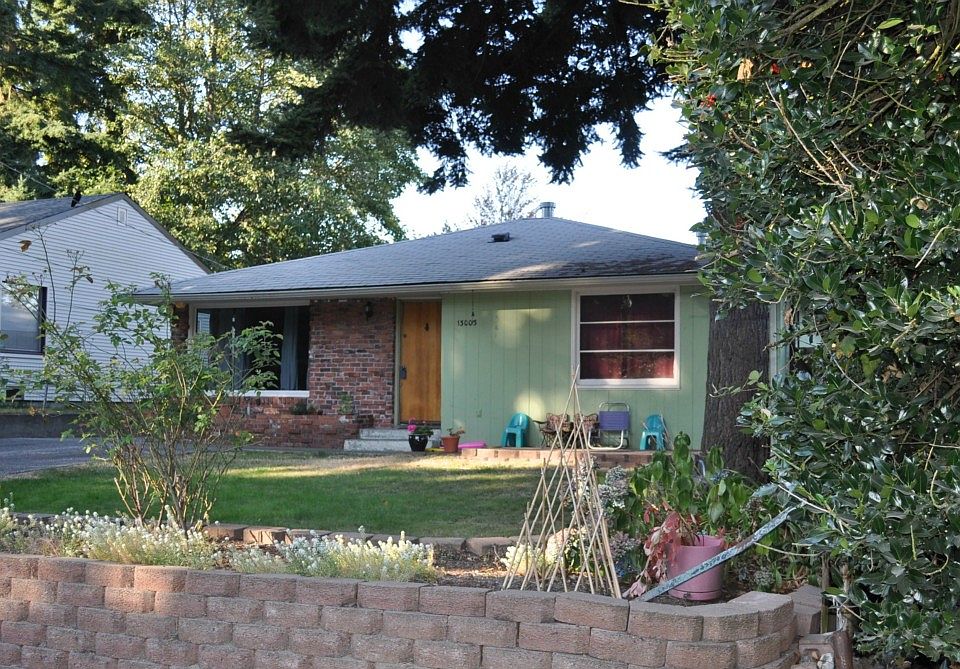 1st image of 13003 8th Ave S