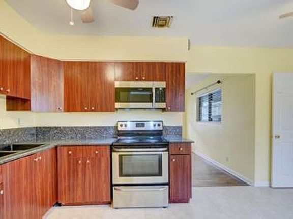 2nd image of 511 Minnesota St