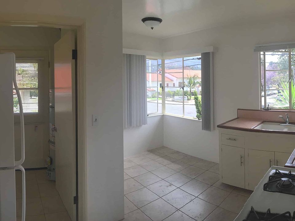 1st image of 33 E Alamar Ave APT 1