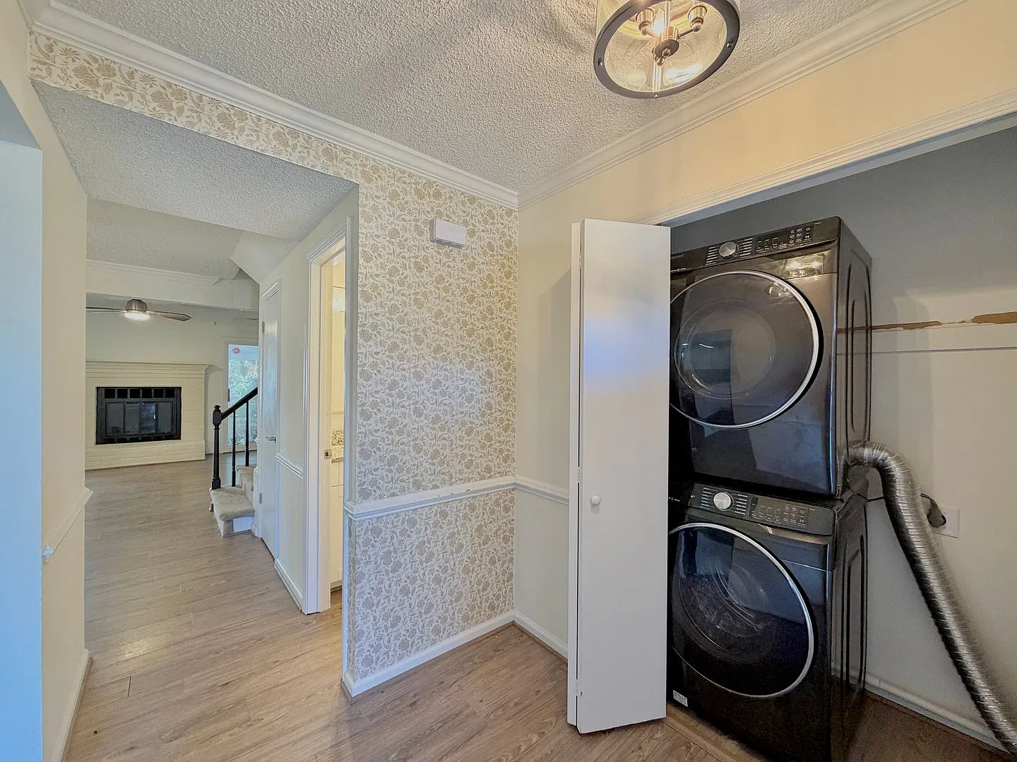 Townhouse centrally located in Virginia Beach! — Photo 4
