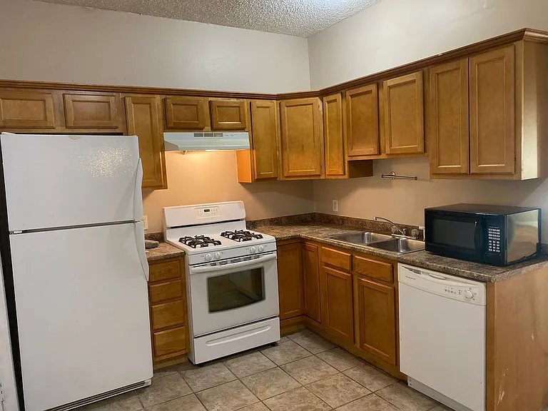 260 Fountain St #E4-B — Photo 10