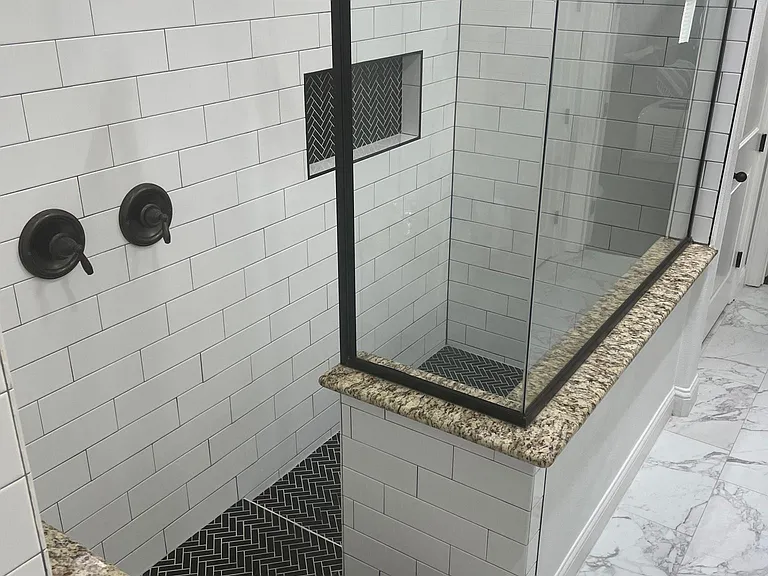 201 Carrington Ln — Photo 11