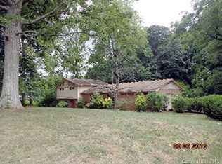 4235 Hyde Park Dr, Charlotte, NC 28216