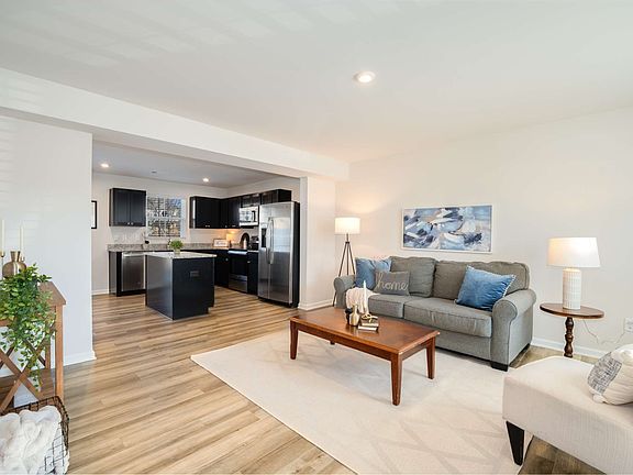5th image of 2935 Winterberry Dr #43