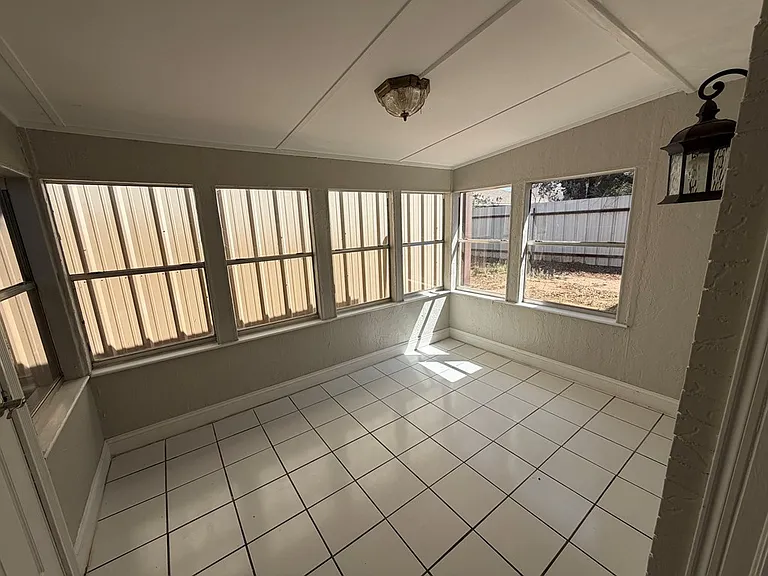 5103 San Antonio Ave — Photo 33