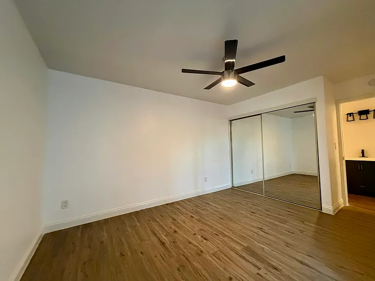3238 Ashford St — Photo 8