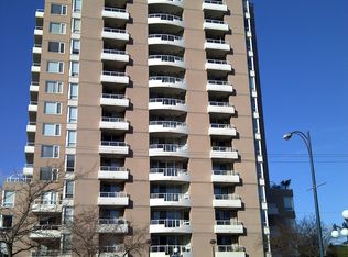 930 Yates St #305, Victoria, BC V8V 4Z3