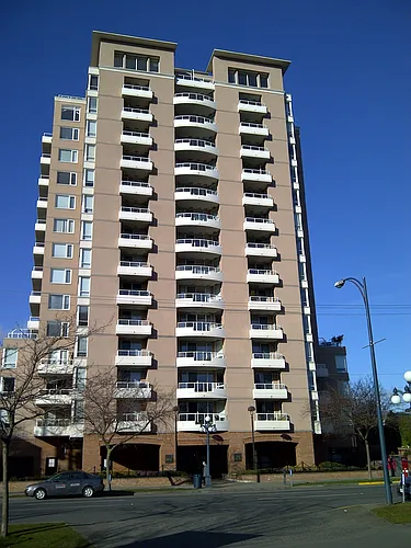 930 Yates St #305 Photo 1