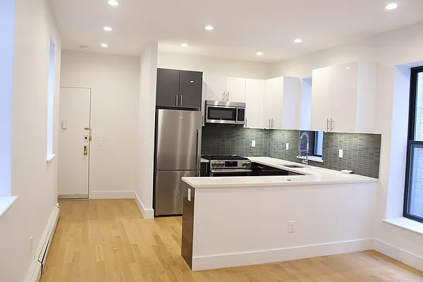 Rented by Vertical Real Estate LLC | media 1