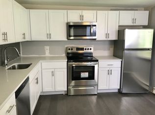 288 Meridian St APT 14, Groton, CT 06340