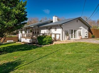3135 Laurelwood Ln, Sevierville, TN 37862
