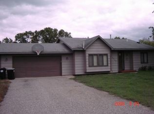 23435 Davenport St NE, East Bethel, MN 55005