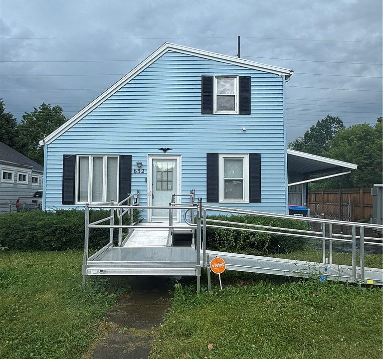 1st image of 632 Bennington Dr