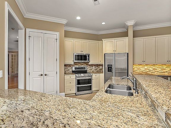 5th image of 3107 Springs Farm Ln