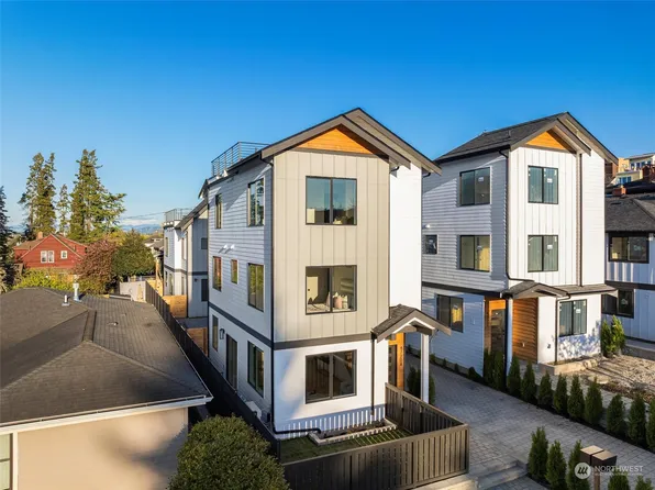 4720 37th Avenue SW #A, Seattle, WA 98126