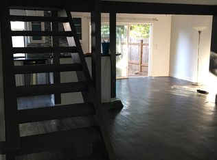 5435 NW Edgebrook Pl, Portland, OR 97229