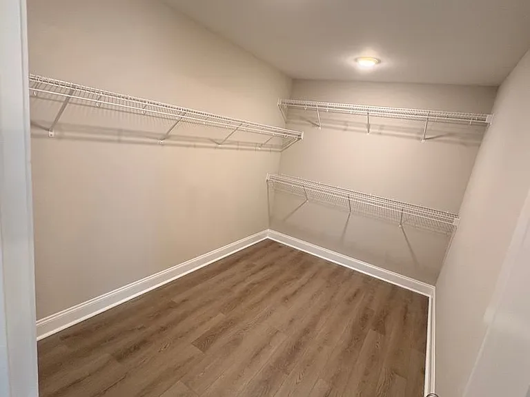 108 Alva Ct — Photo 13