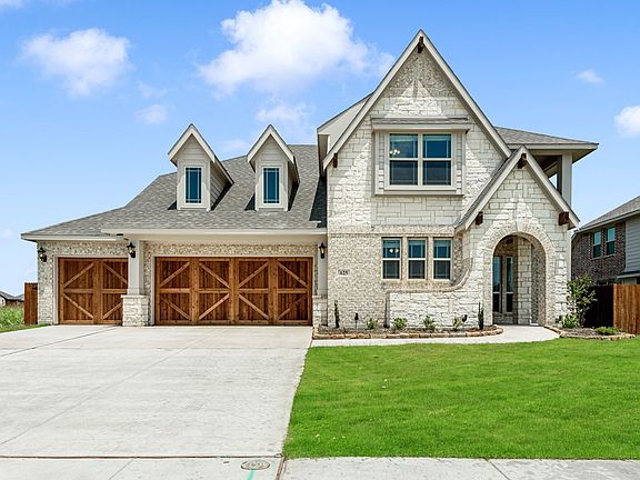 2nd image of 625 Sagebrush Ln