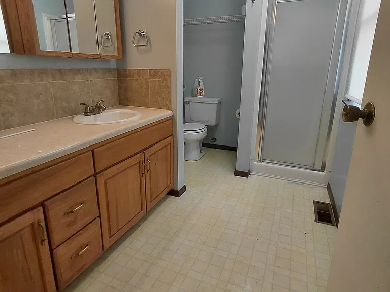 503 W Fowler Rd — Photo 11