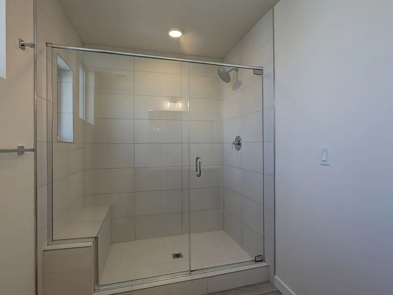 1330 E Spring St — Photo 12