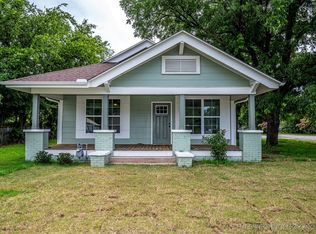 211 N 3rd St, Davis, OK 73030
