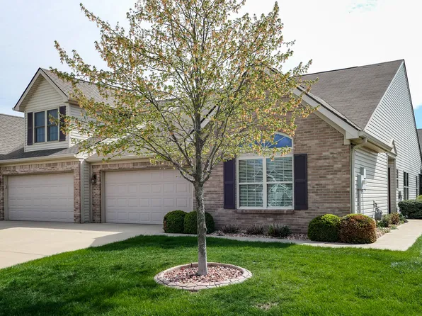 1435 Colony Park Dr, Greenwood, IN 46143