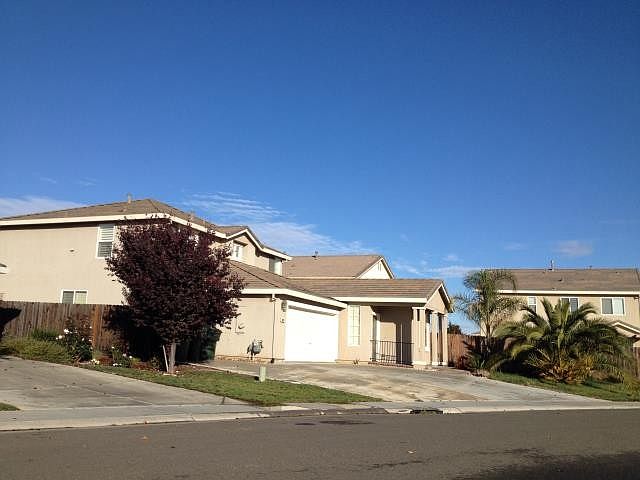 2nd image of 9076 Pebble Field Way