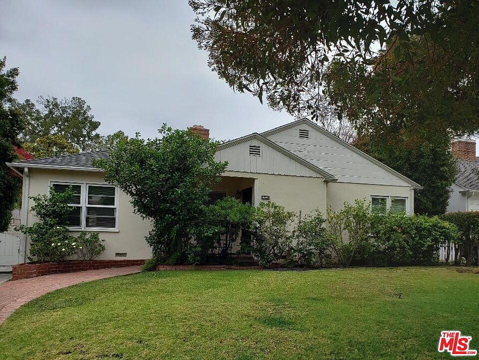 1st image of 15324 De Pauw St