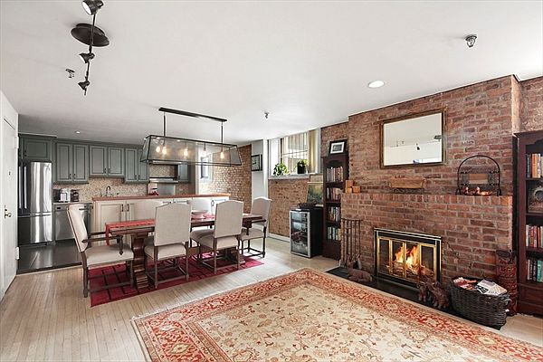 2nd image of 120 W 20th St APT 6