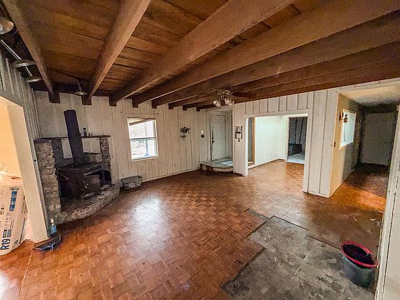 5th image of 3425 Glen Lily Rd