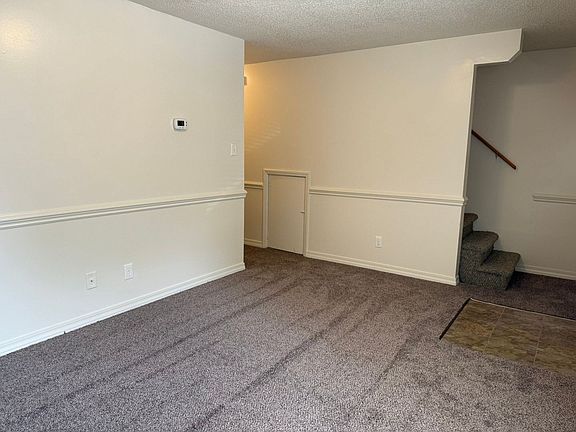 4th image of 1035 W Parkway Ave N #1105P-19